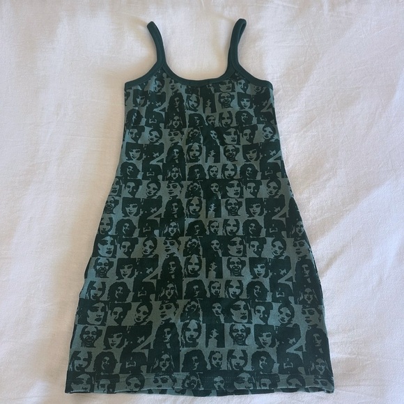 edikted faces mini dress - Picture 4 of 4